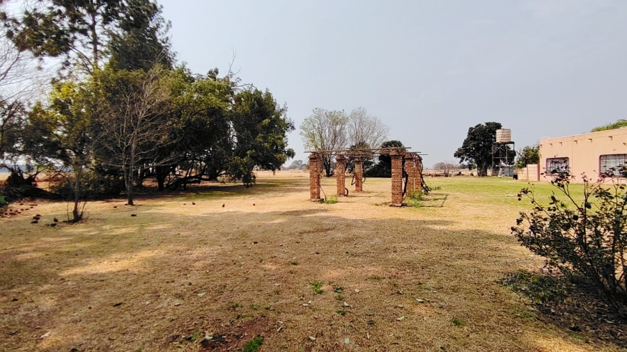 Commercial Property for Sale in Mooilande Gauteng