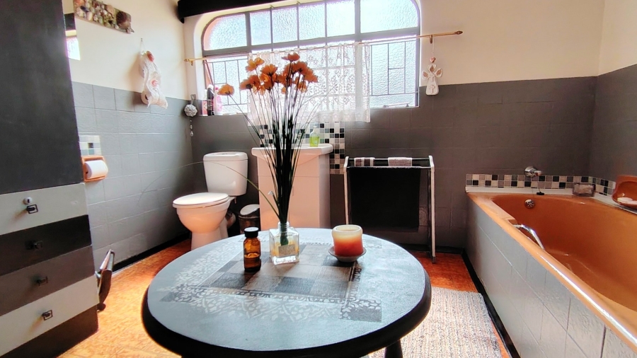 Commercial Property for Sale in Mooilande Gauteng