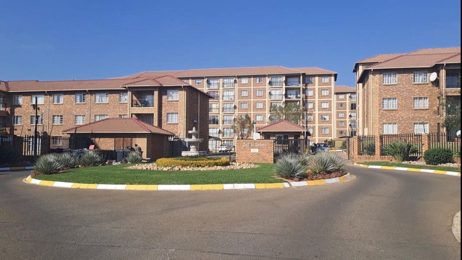 To Let 2 Bedroom Property for Rent in Karenpark Gauteng