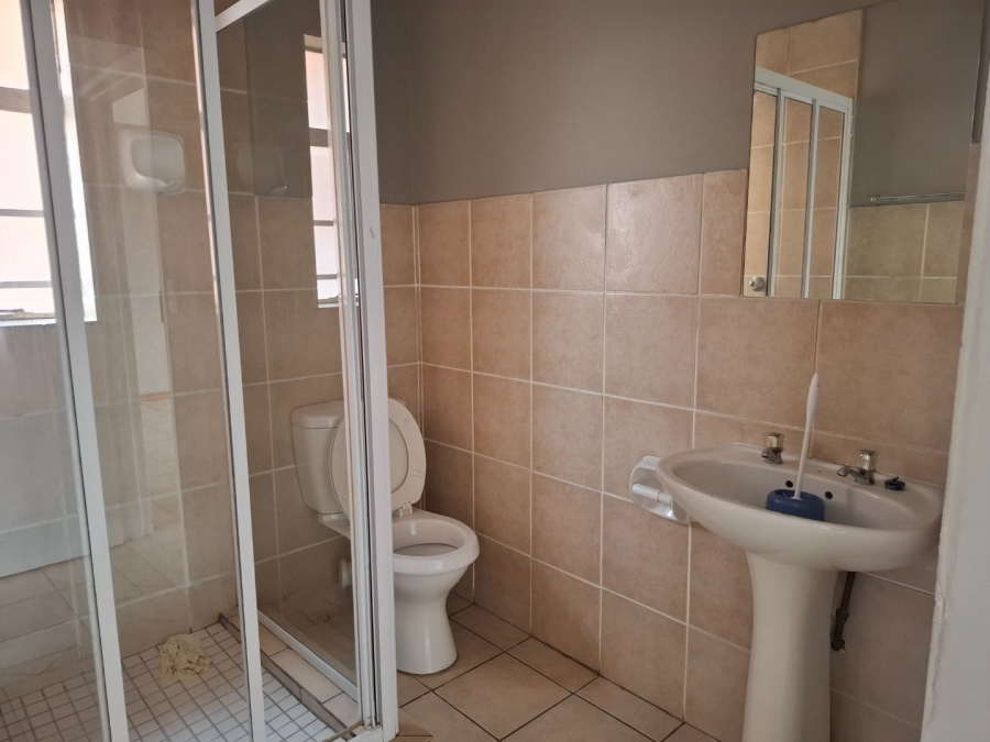 To Let 2 Bedroom Property for Rent in Karenpark Gauteng