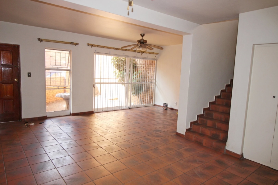 To Let 3 Bedroom Property for Rent in Wierda Park Gauteng