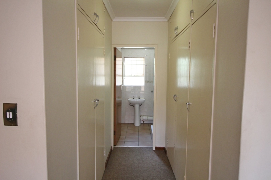 To Let 3 Bedroom Property for Rent in Wierda Park Gauteng