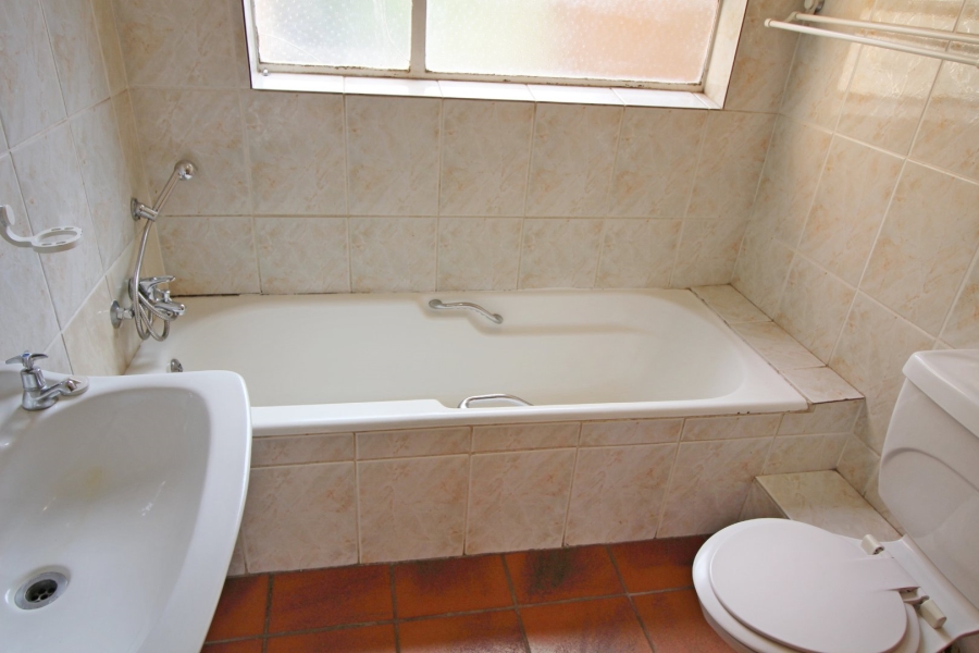 To Let 3 Bedroom Property for Rent in Wierda Park Gauteng
