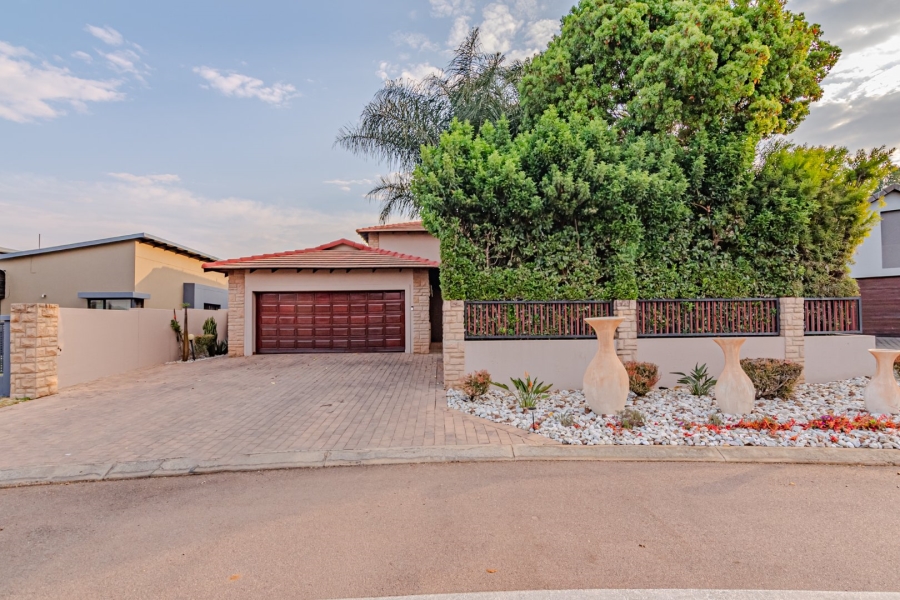 3 Bedroom Property for Sale in Newmark Estate Gauteng