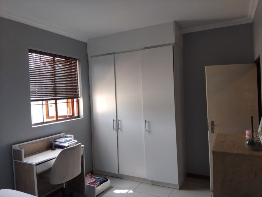 3 Bedroom Property for Sale in Equestria Gauteng