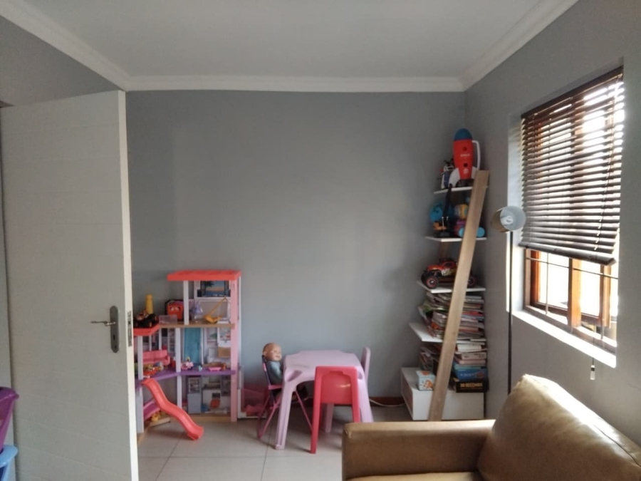 3 Bedroom Property for Sale in Equestria Gauteng