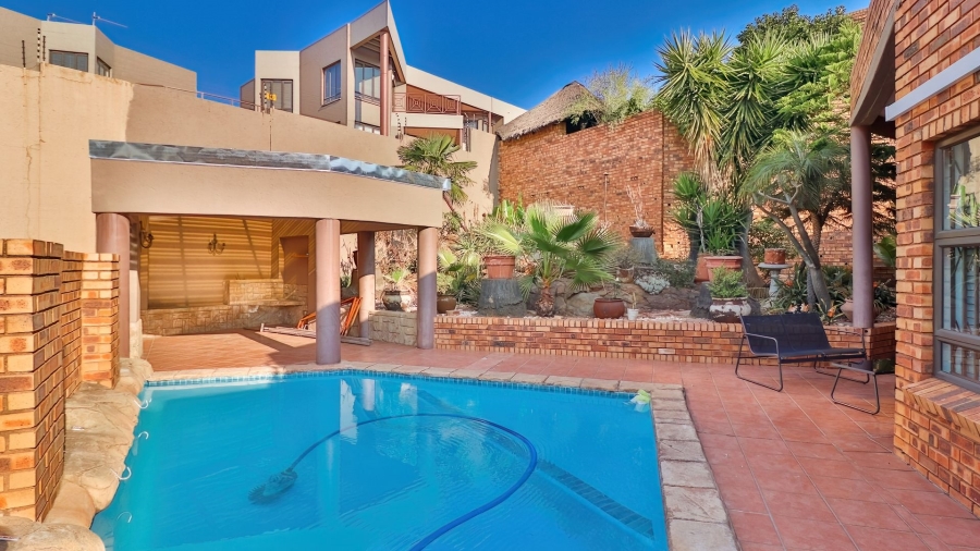 3 Bedroom Property for Sale in Bassonia Gauteng