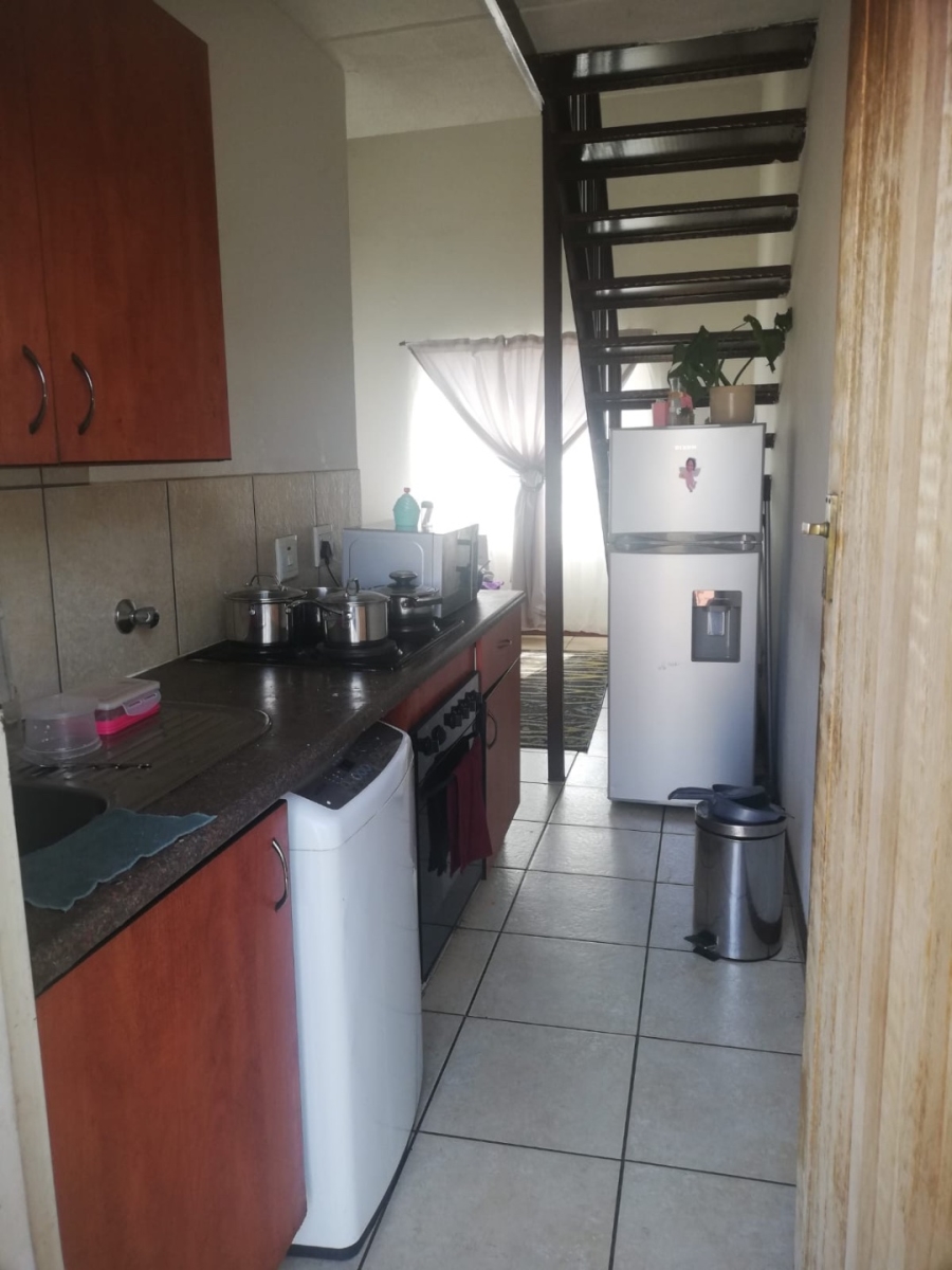 To Let 1 Bedroom Property for Rent in Kempton Park Central Gauteng