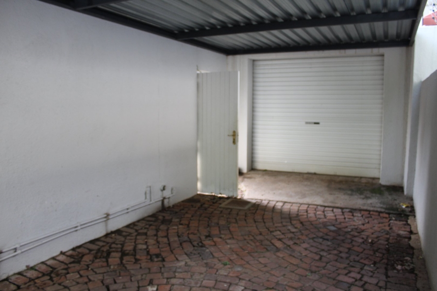 2 Bedroom Property for Sale in Clydesdale Gauteng