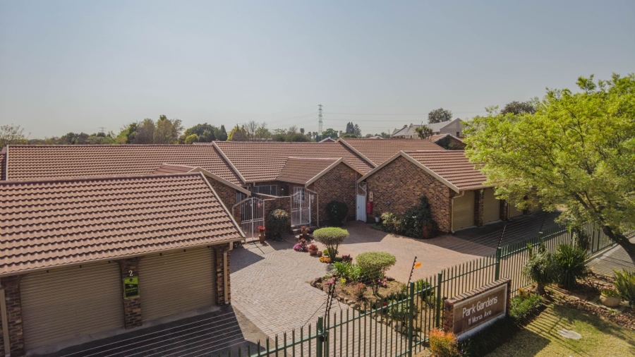 3 Bedroom Property for Sale in Highway Gardens Gauteng