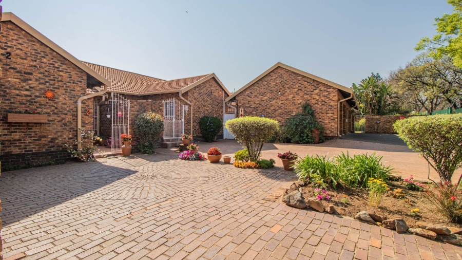3 Bedroom Property for Sale in Highway Gardens Gauteng