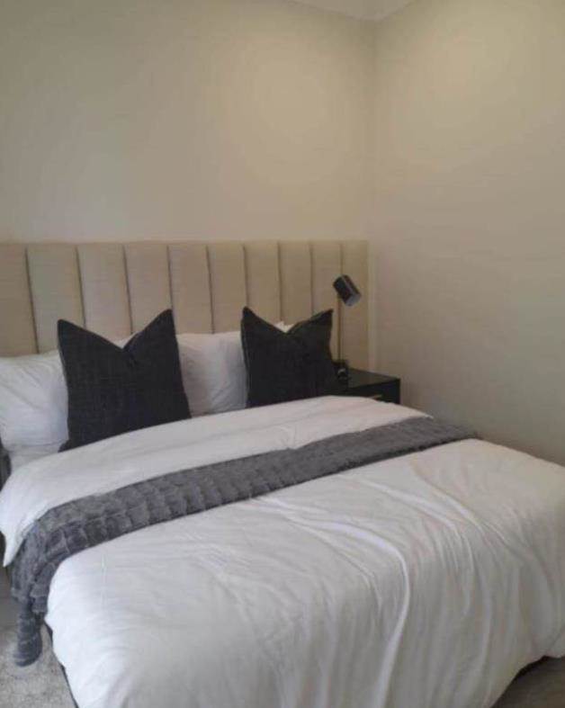 To Let 3 Bedroom Property for Rent in Emerald Estate Gauteng