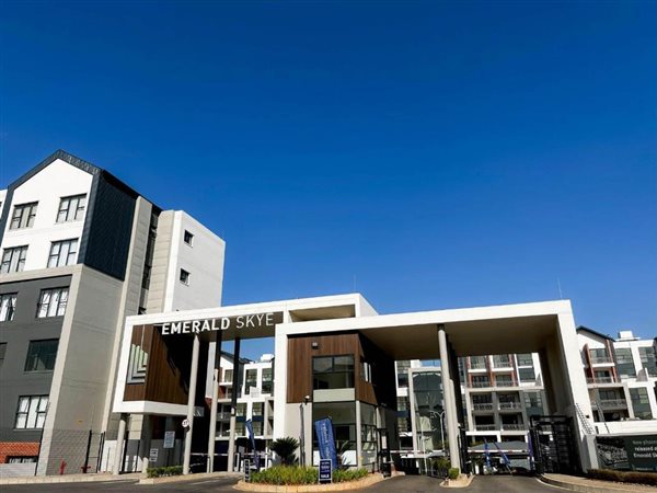 To Let 3 Bedroom Property for Rent in Emerald Estate Gauteng