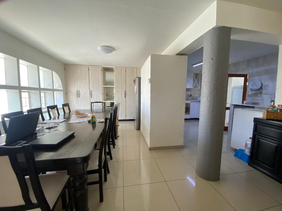 5 Bedroom Property for Sale in Roodekrans Gauteng