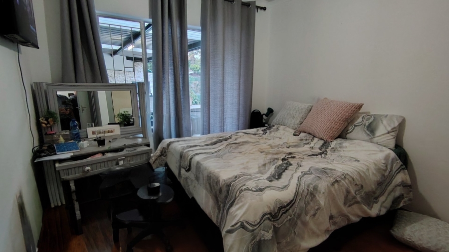 5 Bedroom Property for Sale in Eldoraigne Gauteng
