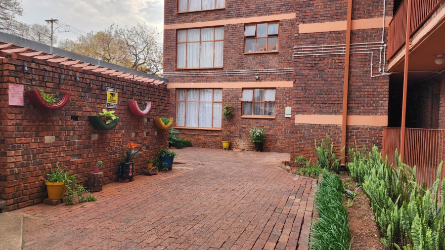 2 Bedroom Property for Sale in Pretoria North Gauteng