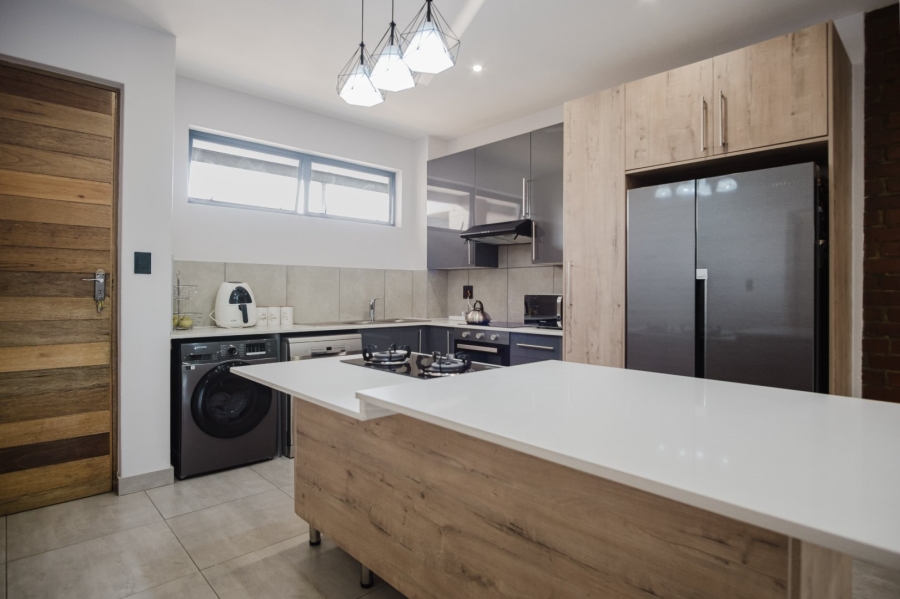 2 Bedroom Property for Sale in Ormonde Gauteng