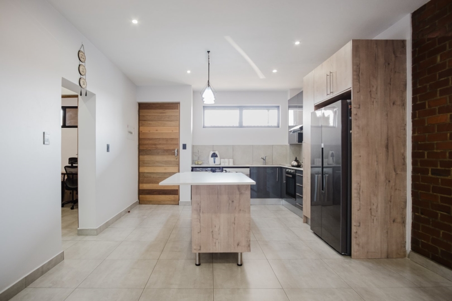 2 Bedroom Property for Sale in Ormonde Gauteng