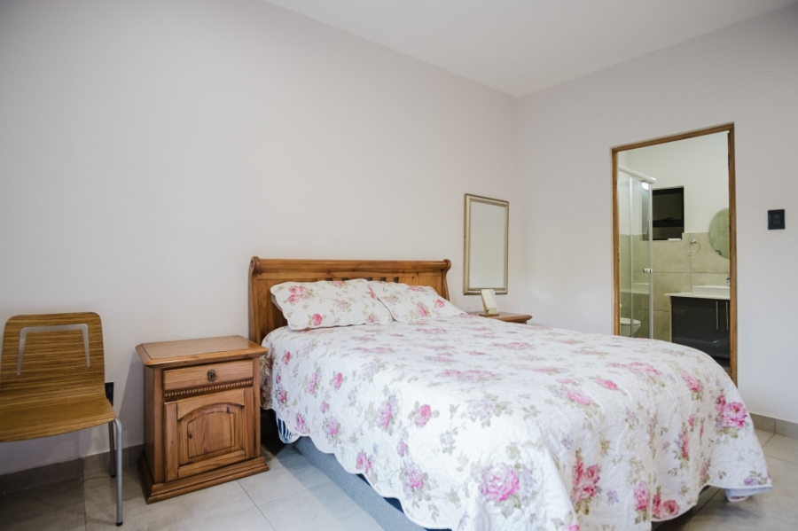 2 Bedroom Property for Sale in Ormonde Gauteng