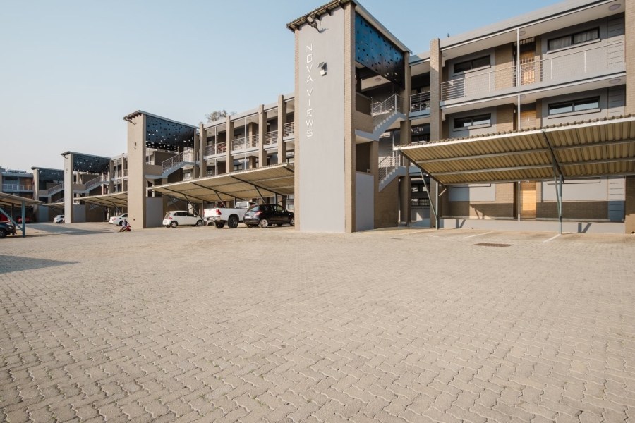 2 Bedroom Property for Sale in Ormonde Gauteng