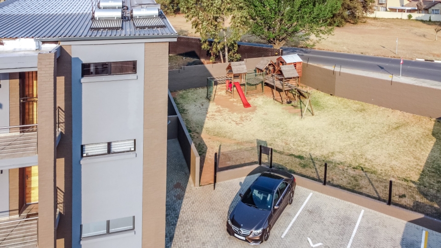 2 Bedroom Property for Sale in Ormonde Gauteng