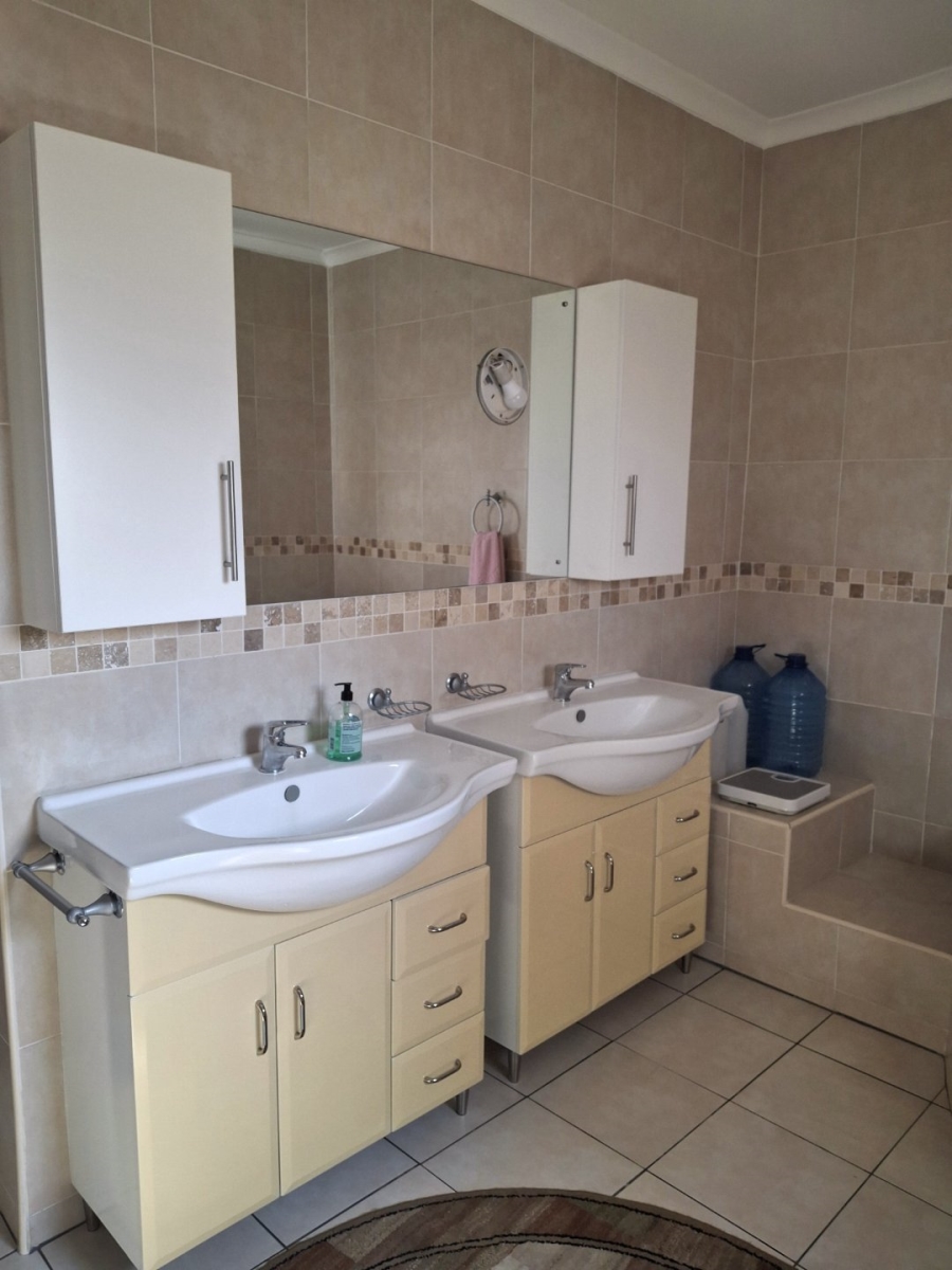 3 Bedroom Property for Sale in Northmead Gauteng