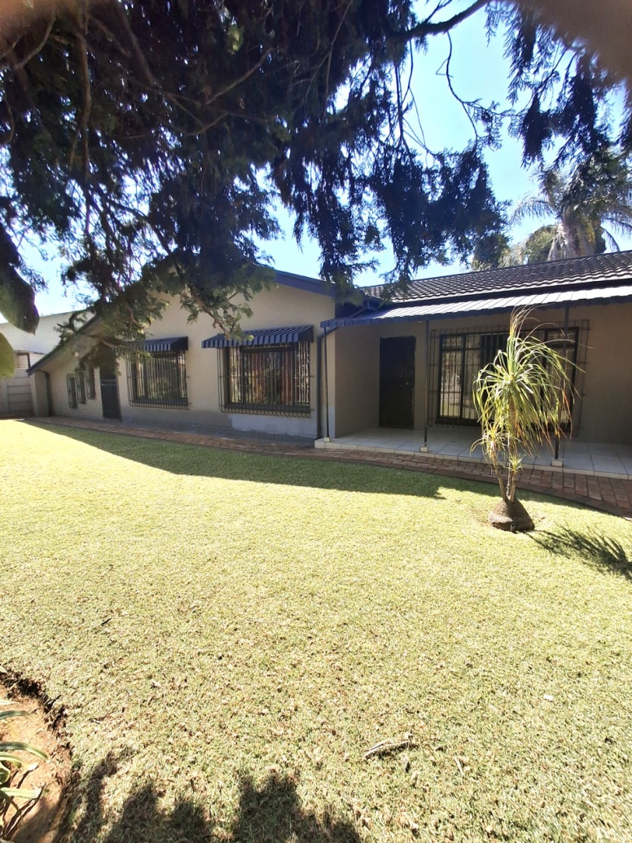 3 Bedroom Property for Sale in Northmead Gauteng