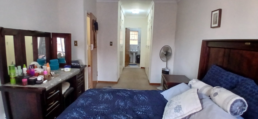 To Let 3 Bedroom Property for Rent in Wierda Park Gauteng