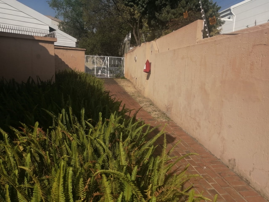 2 Bedroom Property for Sale in Woodmead Gauteng