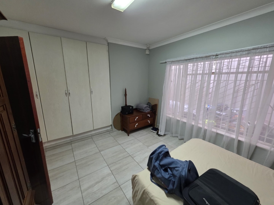 5 Bedroom Property for Sale in Sinoville Gauteng
