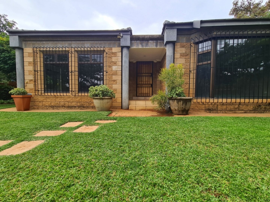 4 Bedroom Property for Sale in Wapadrand Gauteng