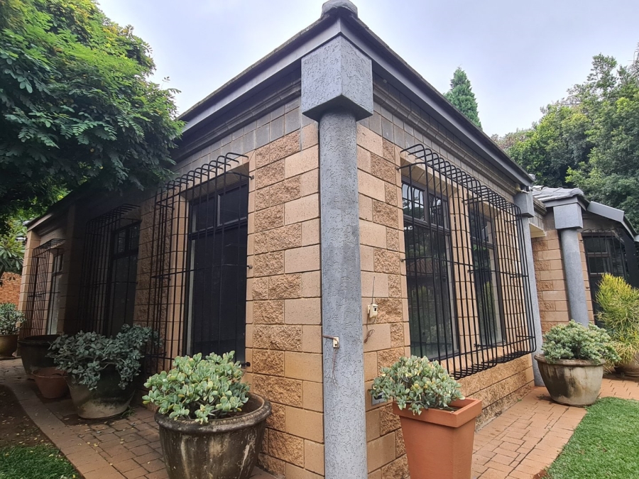 4 Bedroom Property for Sale in Wapadrand Gauteng
