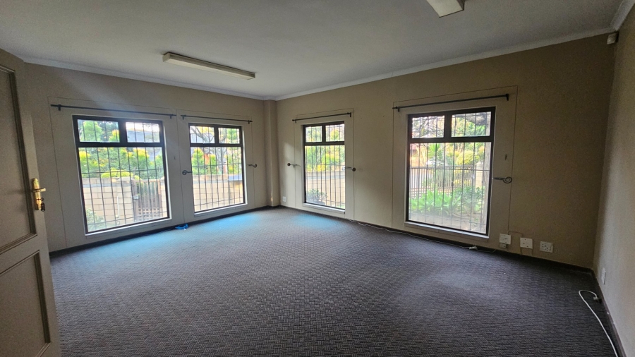 4 Bedroom Property for Sale in Wapadrand Gauteng