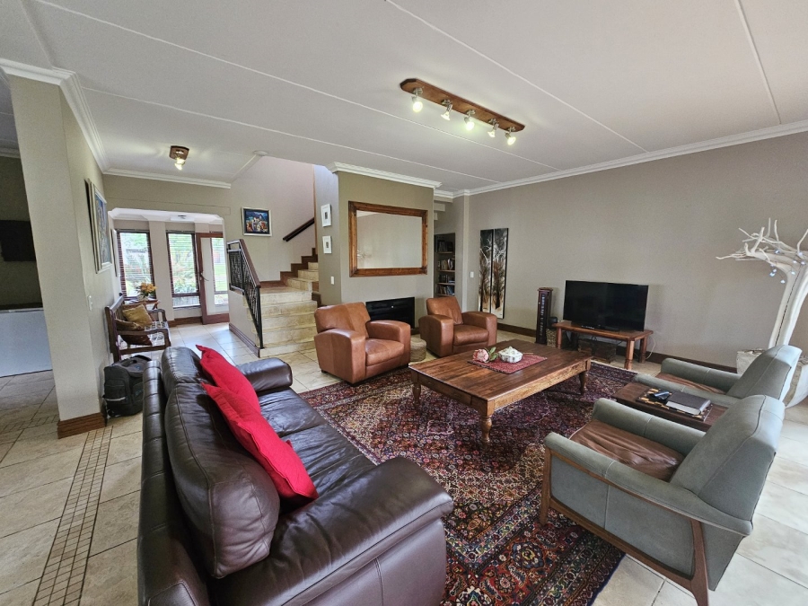 4 Bedroom Property for Sale in Lombardy Gauteng