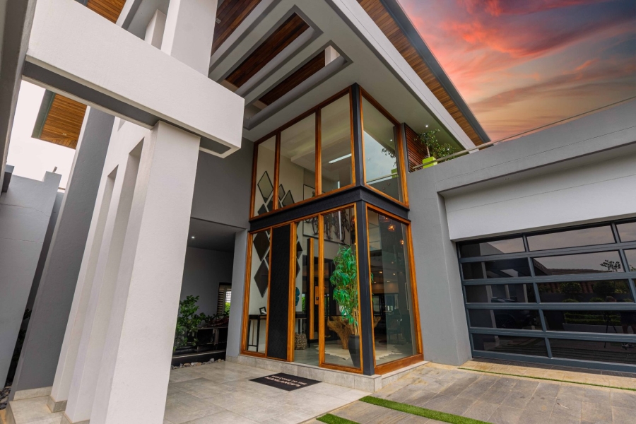 5 Bedroom Property for Sale in Lombardy Gauteng