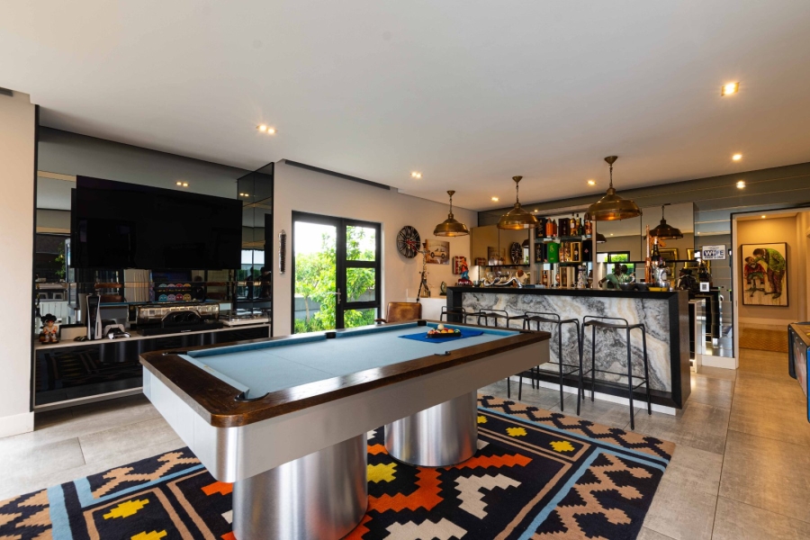 5 Bedroom Property for Sale in Lombardy Gauteng