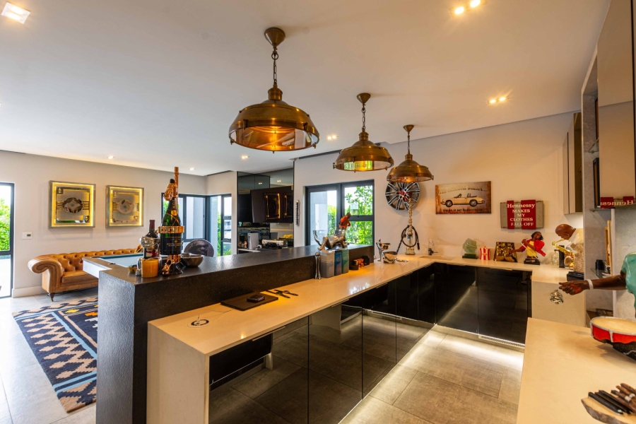5 Bedroom Property for Sale in Lombardy Gauteng