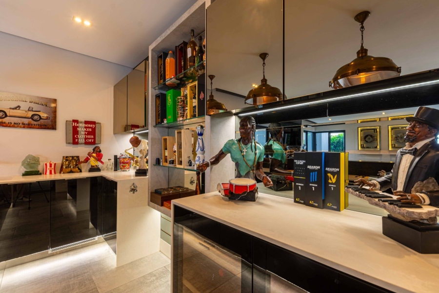 5 Bedroom Property for Sale in Lombardy Gauteng