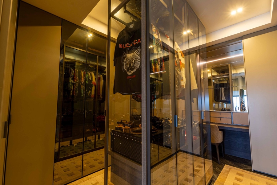 5 Bedroom Property for Sale in Lombardy Gauteng