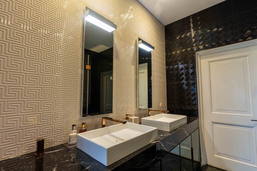 5 Bedroom Property for Sale in Lombardy Gauteng