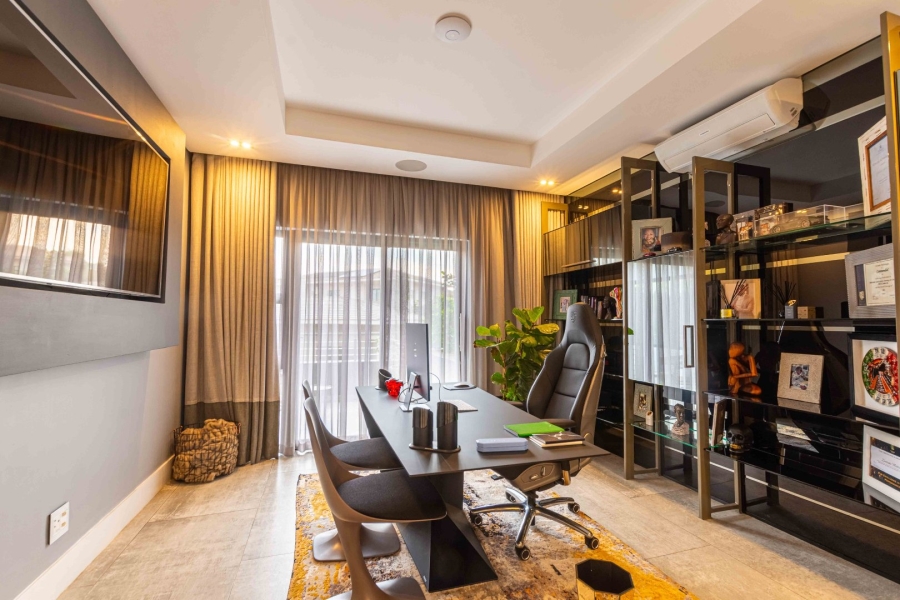 5 Bedroom Property for Sale in Lombardy Gauteng