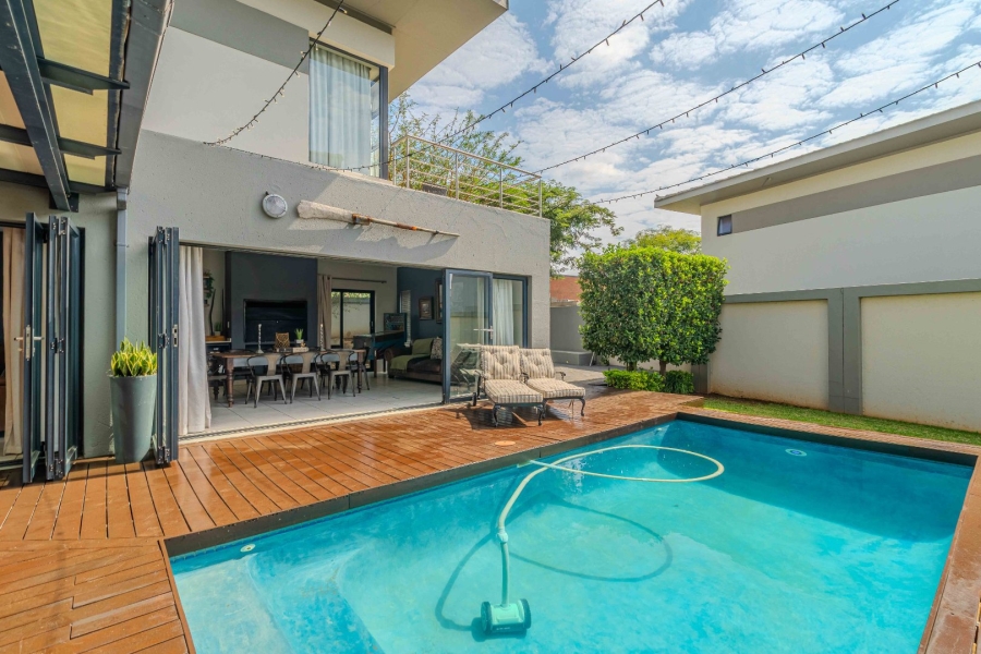 5 Bedroom Property for Sale in Lombardy Gauteng