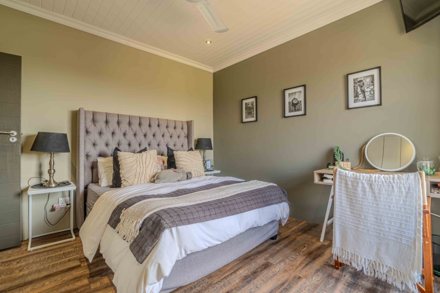5 Bedroom Property for Sale in Lombardy Gauteng