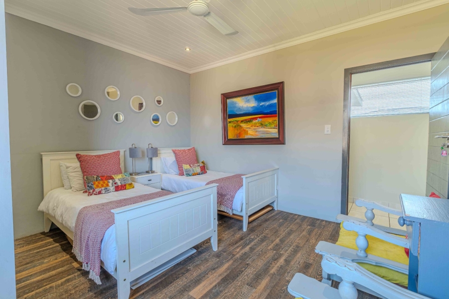 5 Bedroom Property for Sale in Lombardy Gauteng