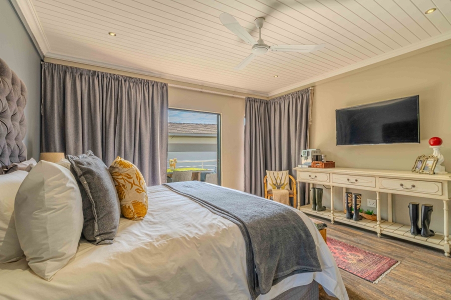5 Bedroom Property for Sale in Lombardy Gauteng