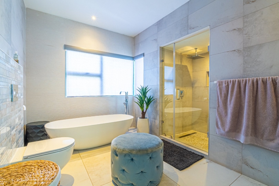 3 Bedroom Property for Sale in Lombardy Gauteng