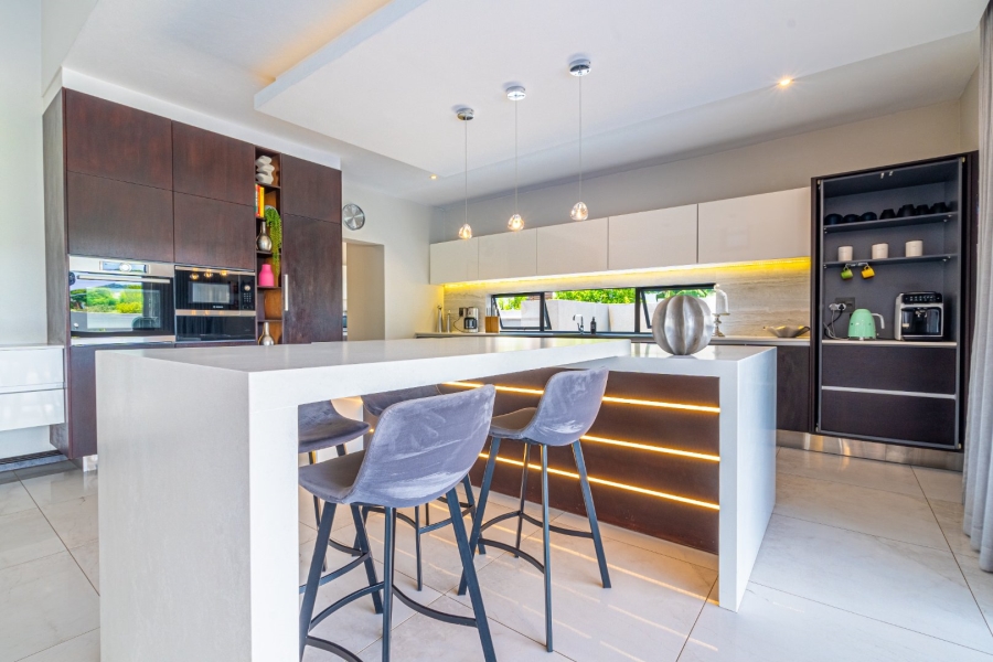 3 Bedroom Property for Sale in Lombardy Gauteng