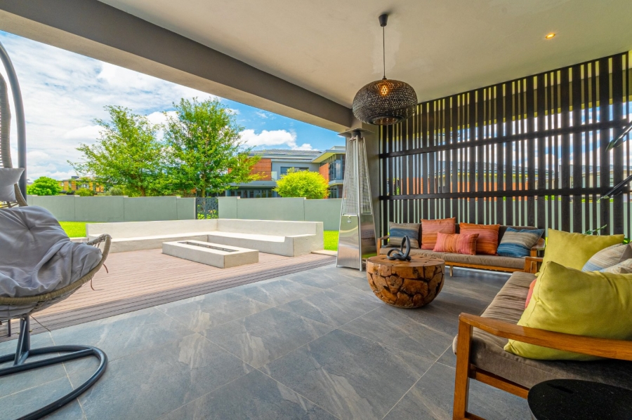 3 Bedroom Property for Sale in Lombardy Gauteng