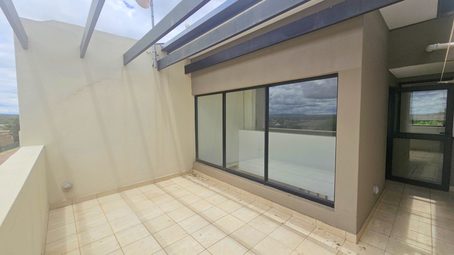 1 Bedroom Property for Sale in Lombardy Gauteng