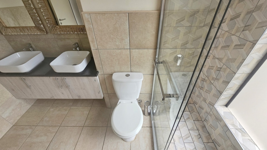 1 Bedroom Property for Sale in Lombardy Gauteng